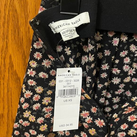 NWT American Eagle Floral Skirt - Picture 4 of 5